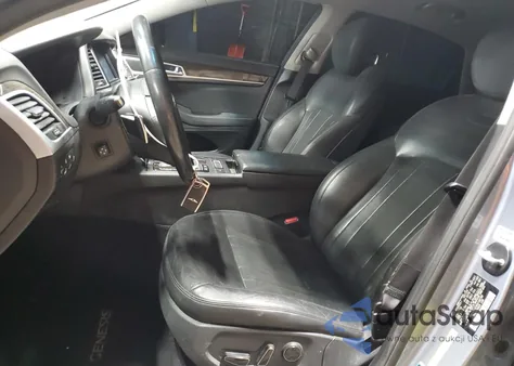 2017 Genesis G80 Base из США, поврежденный, VIN KMHGN4JE6HU168789